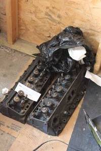 Lot of (2) Vintage 1970s Chevrolet 350cid Heads