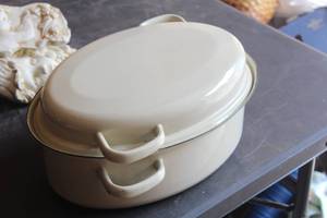 Vintage 14 Metal Roaster