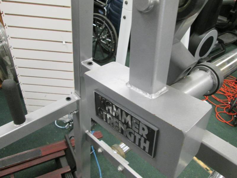 lot 05 image: Hammer Strength 4 way neck extensio...
