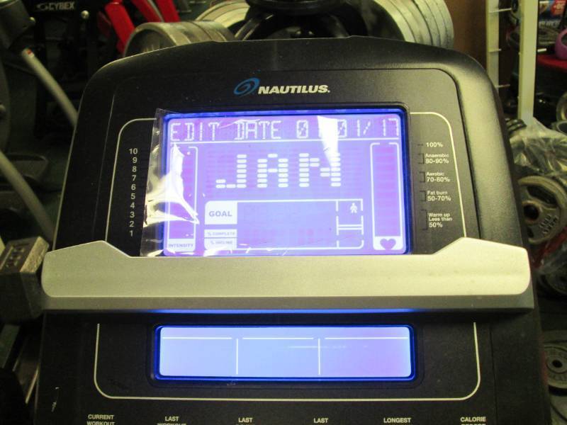 lot 032 image: New assembled Nautilus E618 ellipti...