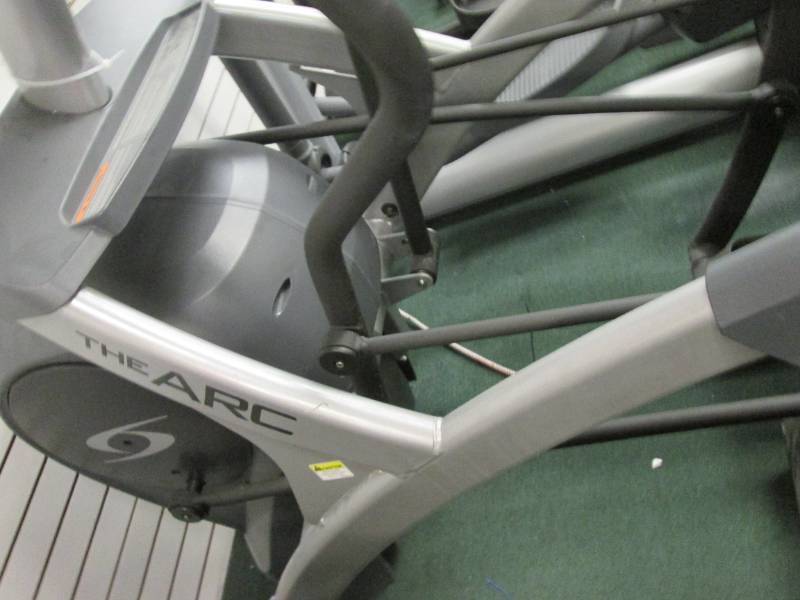 lot 018 image: Cybex 75OAT elliptical arc trainer...