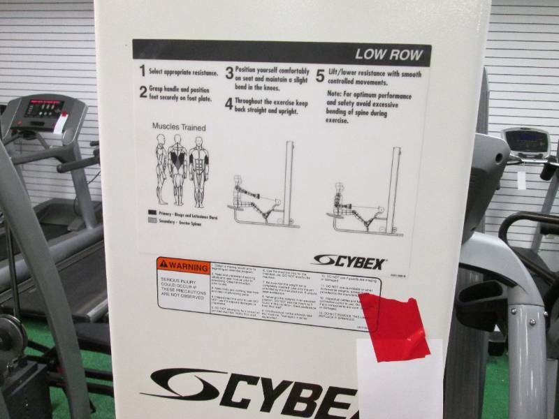 lot 033 image: Cybex low row machine...