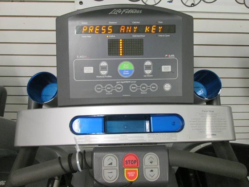 lot 036 image: Life Fitness T 50 treadmill...