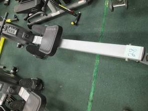 lot 028 image: Life Span rowing machine