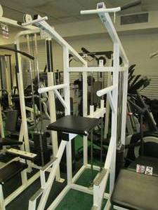 lot 045 image: Assisted pull up bar weight machine