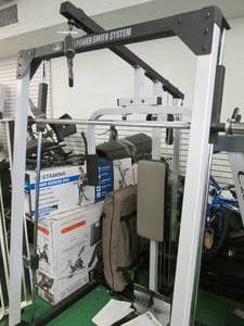 lot 056 image: Tracker 735 power Smith System
