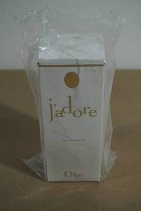 lot 132 image: Christian Dior JAdore Eau De Parfum Spray