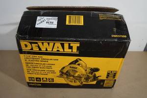 lot 183 image: NEW DeWalt DWE575SB 7-14 Corded Circular Saw