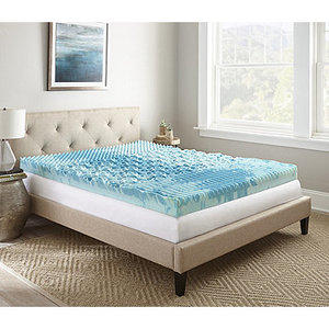lot 169 image: Thomasville 4 Gel Lux Foam Mattress Topper - King