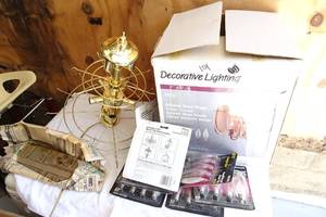 lot 101 image: 2 Decorative Chandeliers with Bulbs