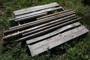 lot 7 image: Steel Stock Rod - About 400 Linear Inches