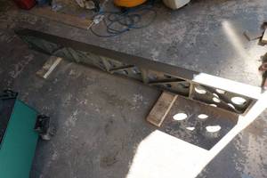 lot 9 image: Precision Straight Edge - 6 x 8 x 2.5