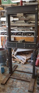 lot 11 image: H-Frame Floor Press