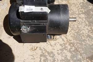 lot 35 image: Leeson 3 HP 230 Volt Single Phase Electric Motor - 78 Shaft