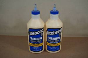 lot 49 image: Titebond II Premium Wood Glue