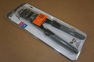 lot 92 image: Apollo Pex Crimp Sleeve Combo Tool -12 & 34