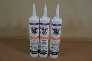 lot 97 image: Sanded Ceramic Tile Caulk -Snow White
