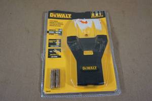 lot 183 image: DeWalt DW0150 Stud Finder