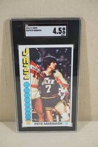 lot 65 image: 1976-77 Topps Pete Maravich #60 Basketball Card - SGC 4.5