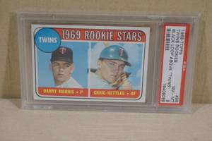 lot 78 image: 1969 Topps Twins Rookies #99 MorrisNettles Baseball Card - PSA 8