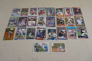 lot 122 image: Rookie Baseball Cards - Sierra, Schilling, Alomar, Sheffield