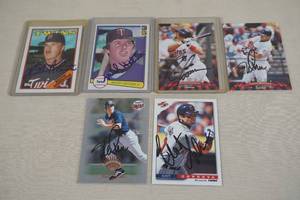 lot 126 image: Hand Signed Minnesota Twins Baseball Cards - Hatcher, Coomer, Cordova