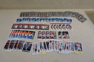 lot 129 image: Baseball Cards - Mostly Inserts