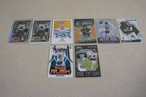 lot 162 image: Zach Wilson Football Cards - Rookies, Inserts