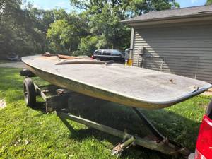 Melges Boatworks WI C-Scow 20 Racing Sailboat  Shore Landr Single Axle Boat Trailer