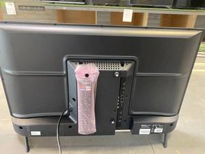 32H5500G Hisense - 32 Class H55 Series LED HD Smart Android TV (TECHNICIAN TESTED LIKE-NEW)