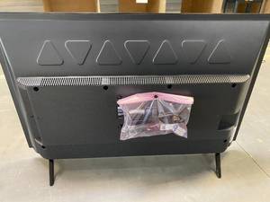 32S327 TCL - 32 Class 3-Series LED Full HD Smart Roku TV (TECHNICIAN TESTED LIKE-NEW)