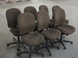 lot 128A image: HERMAN MILLER AMBI ADJUSTABLE OFFICE CHAIRS