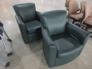 lot 134A image: PATRICIA FURNITURE CLUB CHAIRS