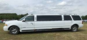 1999 Lincoln Navigator Limo 4x4