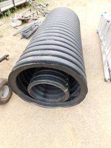 lot 30 image: (2) Plastic culverts
