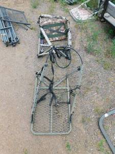 lot 34 image: One Man Climber Hunting Tree Stand