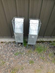 lot 44 image: (2) Have  A Heart live traps