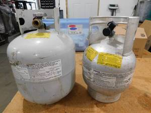 lot 48 image: 20 lb & 10 lb Propane tanks