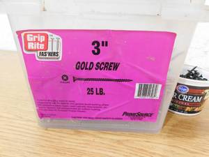 lot 63 image: 15 lbs 3 Gold Constructions Screws