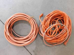 lot 76 image: Heavy Duty Extension Cord Lot