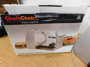 lot 90 image: Chefs choice Meat Slicer