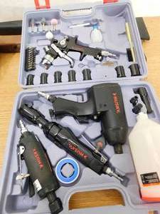 lot 126 image: Husky Air Tools - 4 Tools - 53 pc