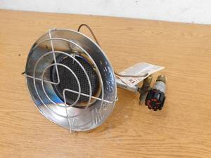 lot 152 image: Mr. Heater 14,000 BTU Propane Heater