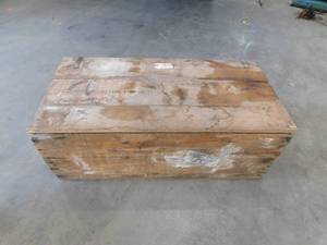 lot 176 image: Old Military Shipping Crate & 2 Handmade wood crates