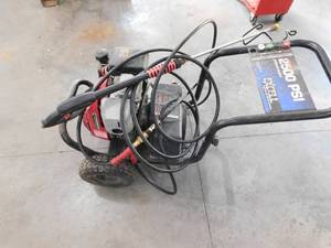 lot 188 image: 2500 PSI Gas Pressure Washer Honda 5hp Motor