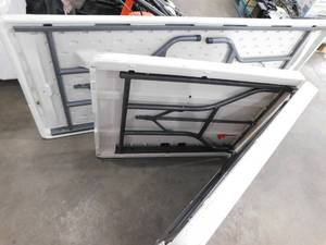 lot 209 image: 2 - 6 foldable Table & 1 Lifetime 6