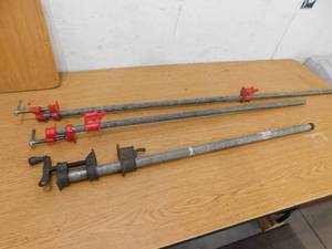 lot 219 image: 3 - Pipe Clamps