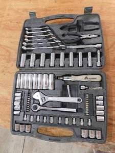 lot 232 image: Tool Kit with case