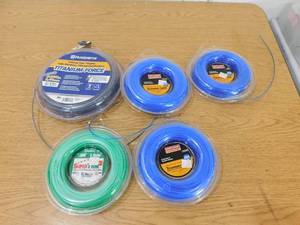 lot 260 image: 5 rolls of weed whip  trimmer line.