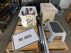 lot 263 image: Misc. Lot of Household items